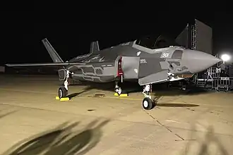 Lockheed Martin F-35I „Adir“ během převzetí na základně Nevatim