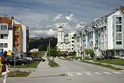 Hlavní ulice s chrámem svatého Vasila