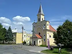 Kostel sv. Bartoloměje a škola