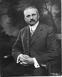 J. W. Perry, 1920
