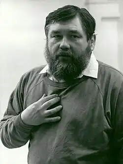 Jan Souček na vernisáži v Aši, 1982