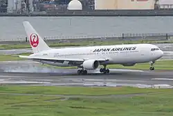 Boeing 767-300