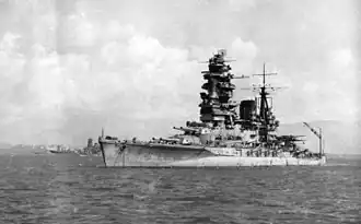 Bitevní loď Nagato v říjnu 1944