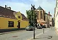 Pohled na kostel z Havlíčkovy ulice