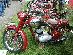 Jawa 350 Pérák