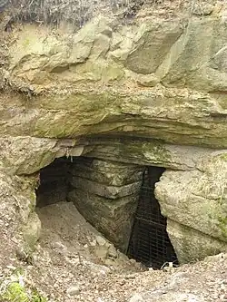 Vchod do podzemí