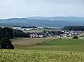Pohled ze silnice z Pobučí
