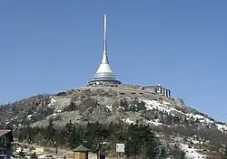 Hotel a vysílač na Ještědu