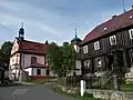 Kostel svatého Jana Nepomuckého a fara