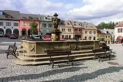 Jilemnice Masarykovo-náměstí-kašna-0155.JPG