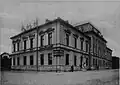 Radnice (dnes ZŠ Jana Harracha) v roce 1901