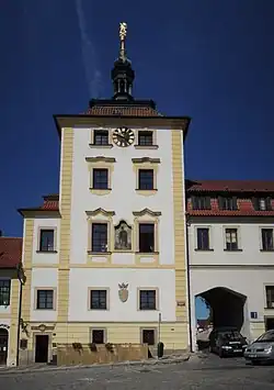 Jílové u Prahy, radnice - středověká Věž