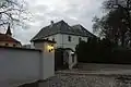 Budova v areálu zámku