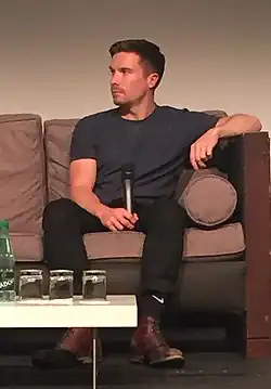 Joe Dempsie v roce 2018