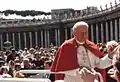 Johannes Paul II. auf dem Petersplatz