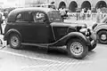 Josef Walter W 70/95 (1936) na Loretánském náměstí (Praha 1989)