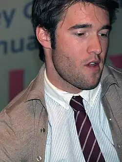 Josh Bowman na PaleyFestu v roce 2012,