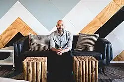 Joshua Harris (12. července 2018)