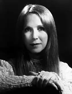 Julie Harrisová (1973)