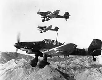 Formace Ju 87D od SG 3 nad Jugoslávií v říjnu 1943