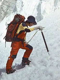 Džunko Tabeiová při výstupu na Qullai Ismoili Somoni (1985)