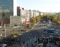 Autobusové zastávky na Atatürkově bulváru, které se staly terčem útoku