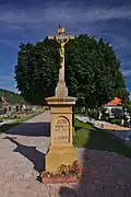 Kříž na hřbitově
