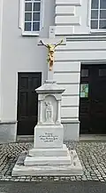 Kříž u kaple