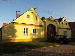 Křimice, zemědělský dvůr čp.39.jpg