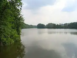 Kacerna od výpusti
