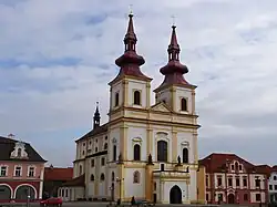 Kadaň,_kostel_Povýšení_sv._Kříže.JPG