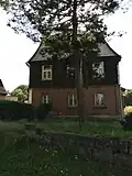 Pohled na průčelí domu orientované východním směrem (rok 2022)