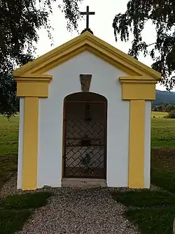 Průčelí kaple