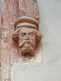 Plastika Karla IV. na portálu kostela