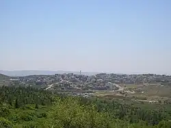 Celkový pohled na Kaukab Abú al-Hídžá