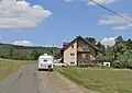 Dům s obytným přívěsem