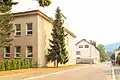 škola