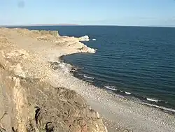 jihovýchodní břeh jezera