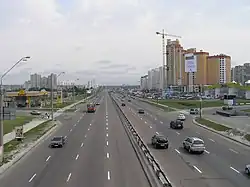 Pohled na sídliště Osokorky z prospektu Mykoly Bažana