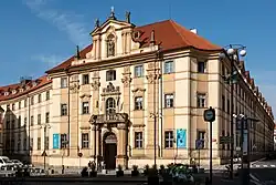 Klementinum, východní strana, vstup z Mariánského náměstí