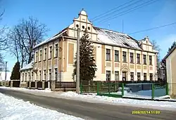 Klikov, škola
