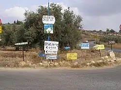 Vjezd do vesnice Klil