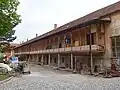 severní strana s pavlačí