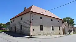 Knínice_-_venkovská_usedlost_č.p._4.JPG