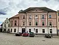 Žižkovo náměstí 10 - dočasné působiště knihovny po dobu rekonstrukce budovy v Jiráskově ulici 1775.