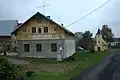 Dům