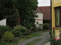 Kokšín, sýpka u čp.15.jpg