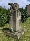 Koloděje nad Lužnicí - pomník Matěje Kopeckého (2).jpg