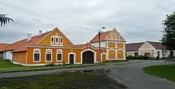 Komárov č. 1.jpg