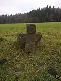 Komárov - smírčí kříž.jpg